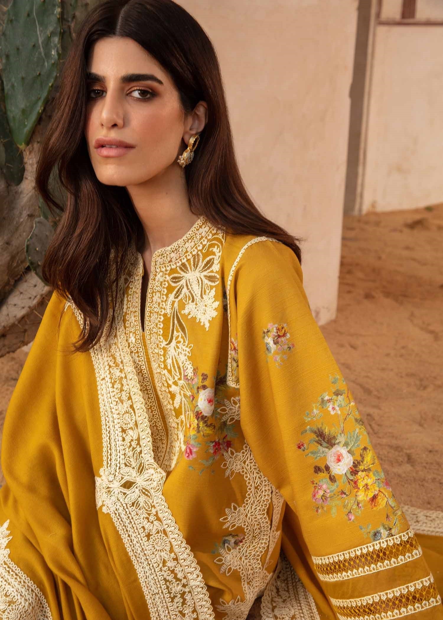 Luxury lawn unstitched collection 018Y