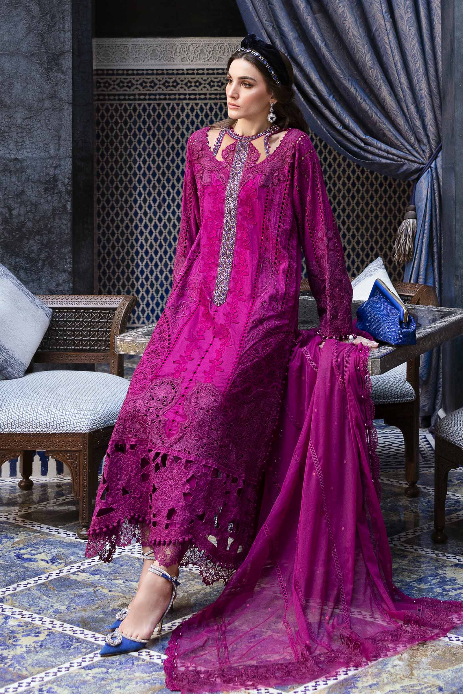 Luxury Lawn Embroidered 3 Piece Unstitched 002F
