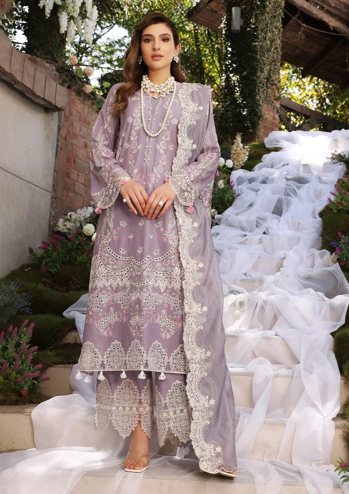 Luxury lawn unstitched collection 013P
