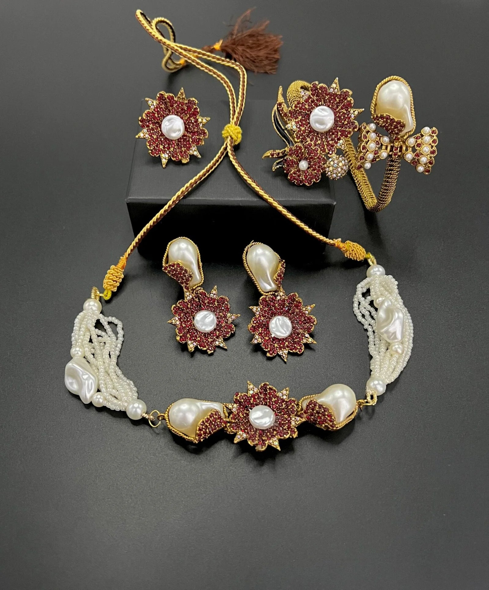 Designer Necklace set(MOP)