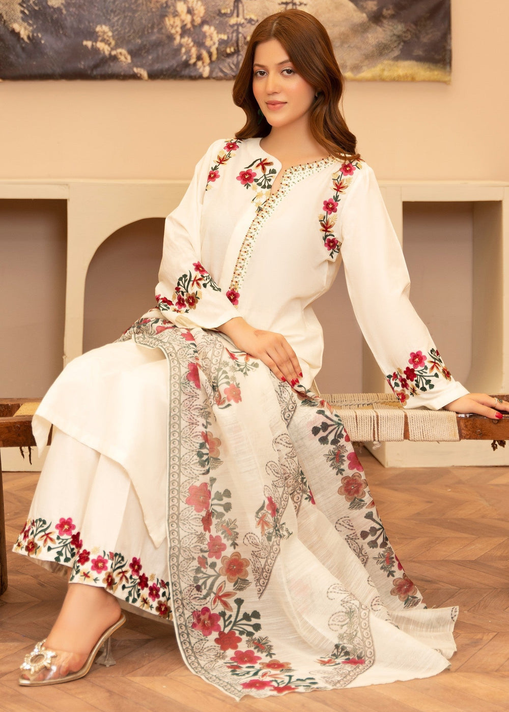 Ready to wear Embroidered 3pc 004W