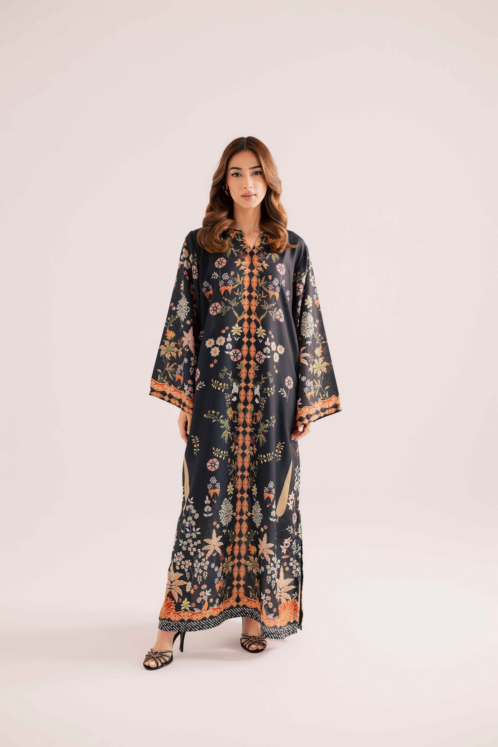 Printed kaftan stitched (black 2) 005B
