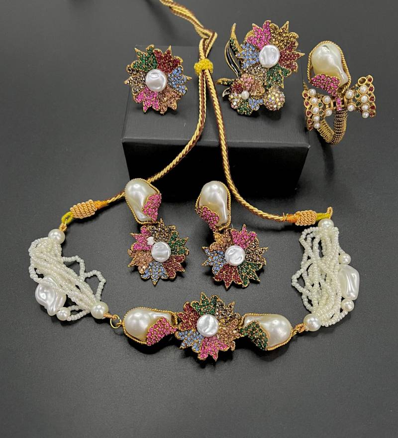 Designer Necklace set(MOP)