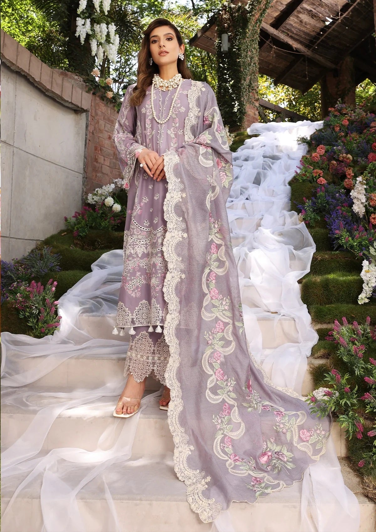 Luxury lawn unstitched collection 013P