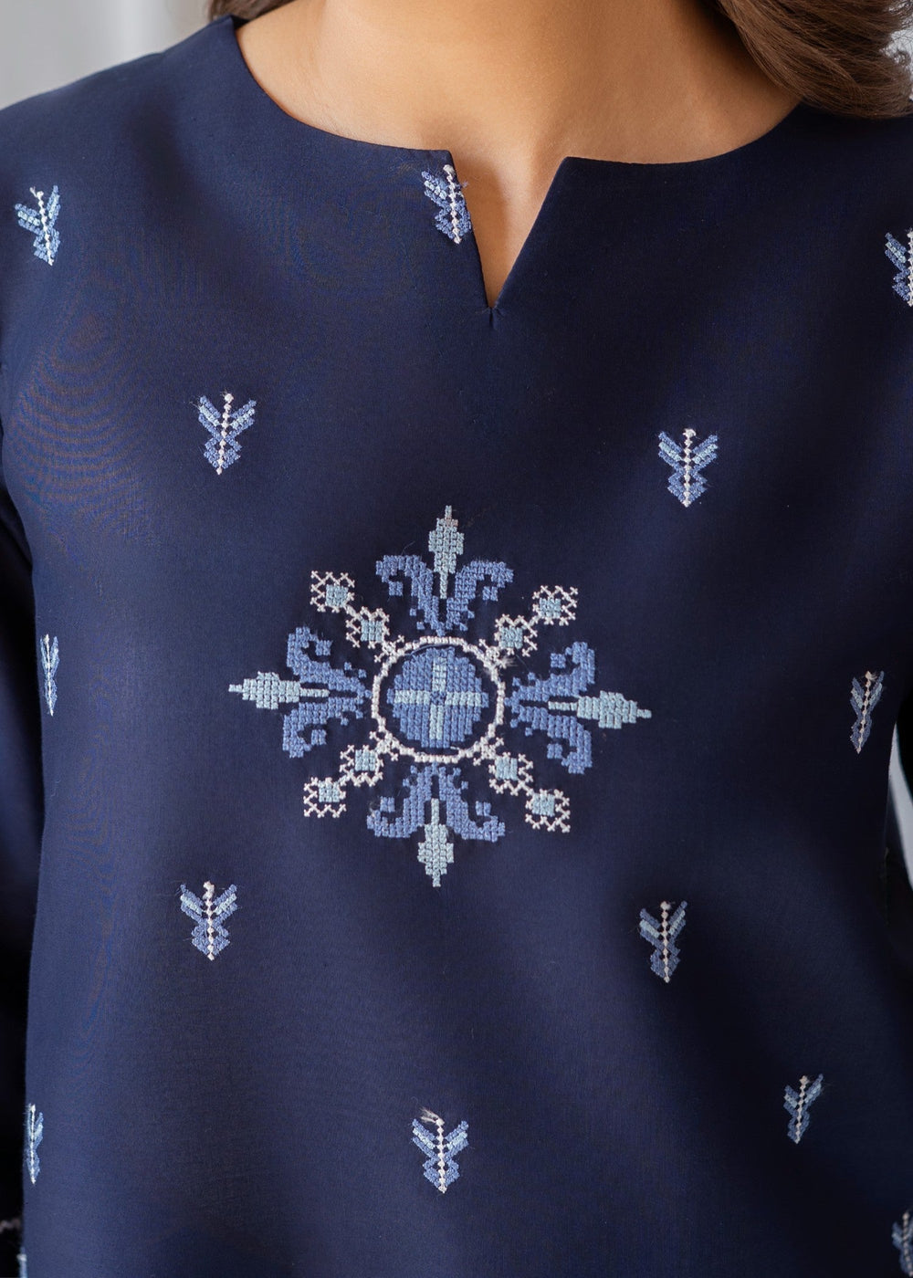 Ready to wear Embroidered 013B