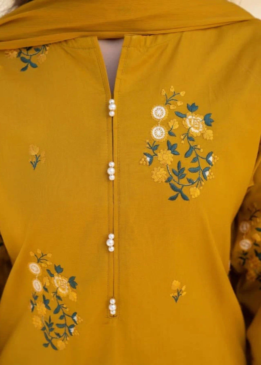 Ready to wear Embroidered 014G