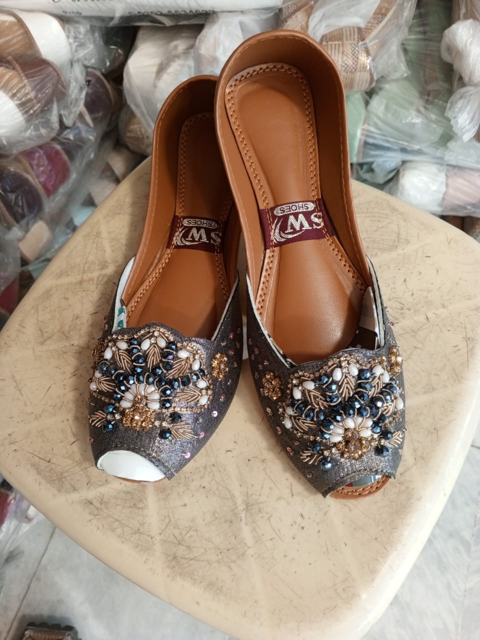 new open cut khussa - LadiesKurtasuae 