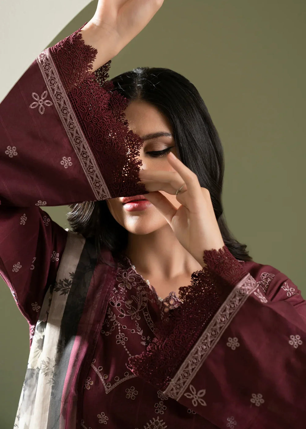 Luxury Embroidered Unstitched 003