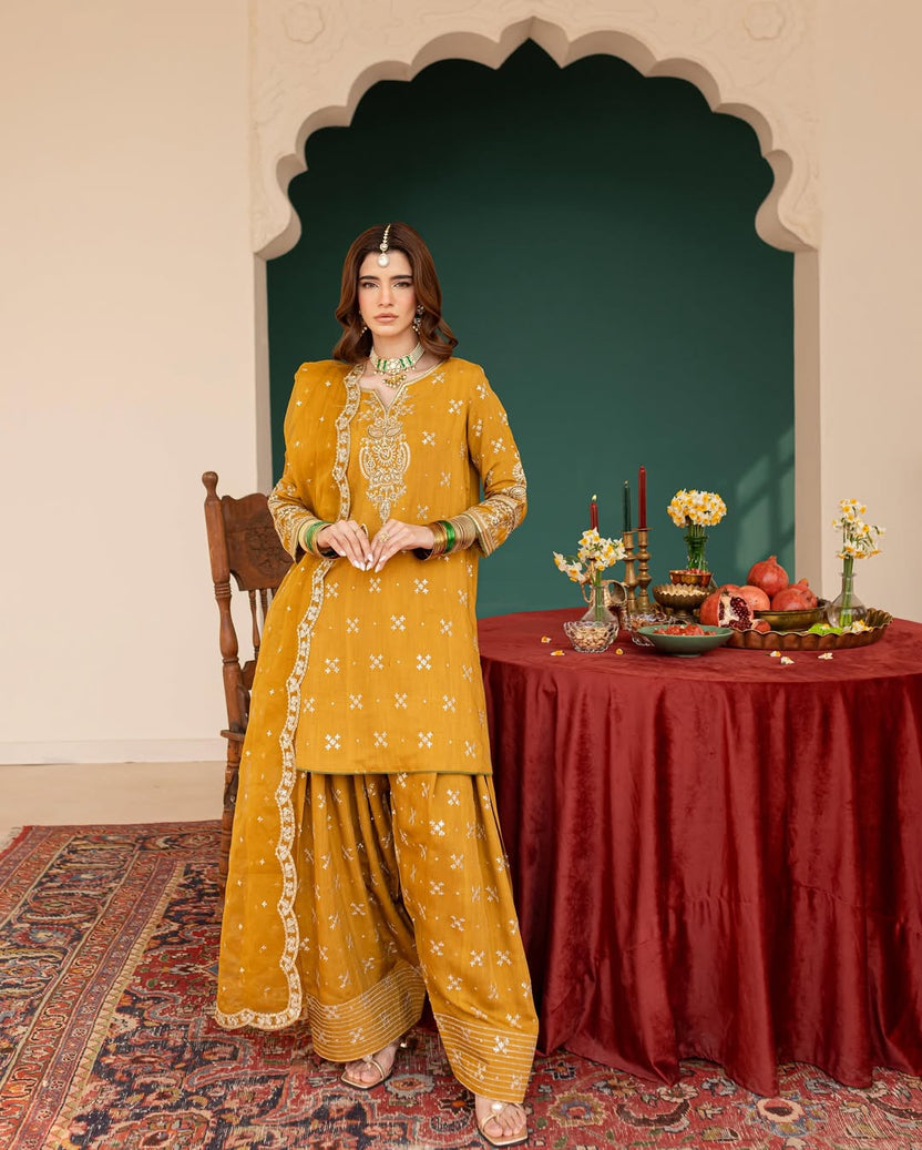 Luxury Eid  Embroidered 3-Piece Suit | summer stitched Collection