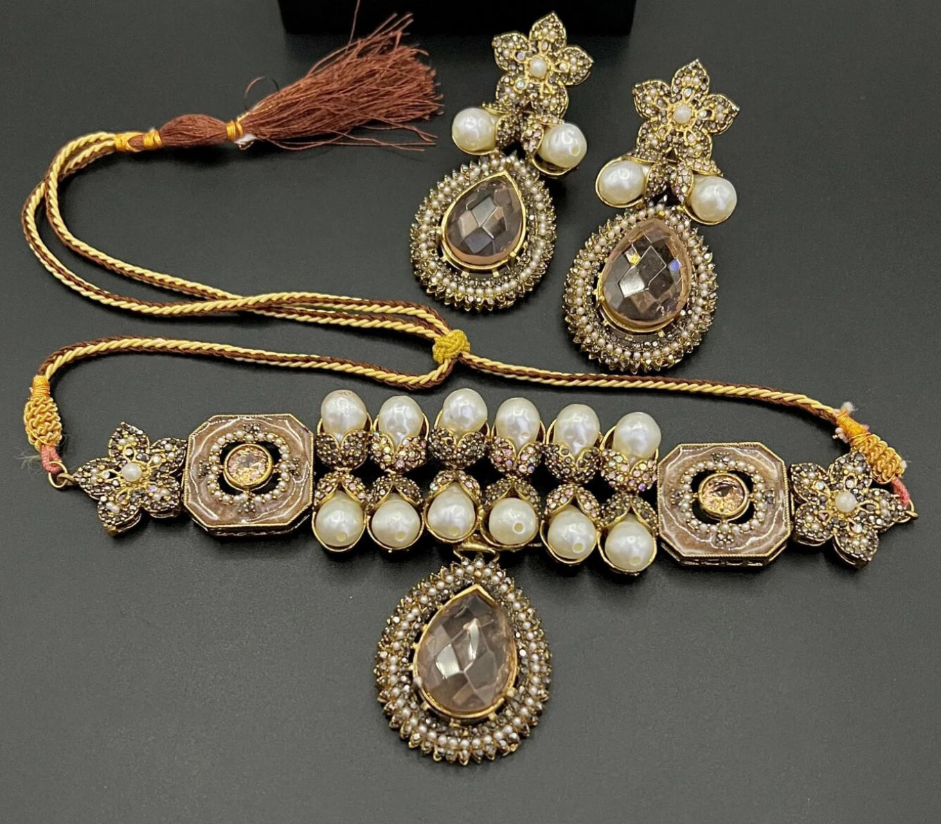 Ruby and pearl chokar set (MOP) - LadiesKurtasuae 