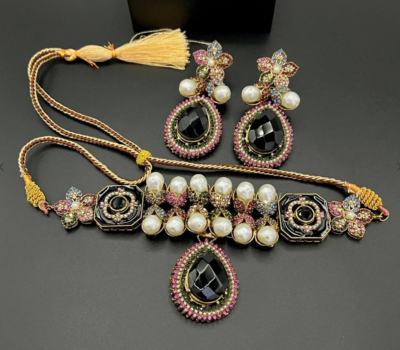 Ruby and pearl chokar set (MOP) - LadiesKurtasuae 