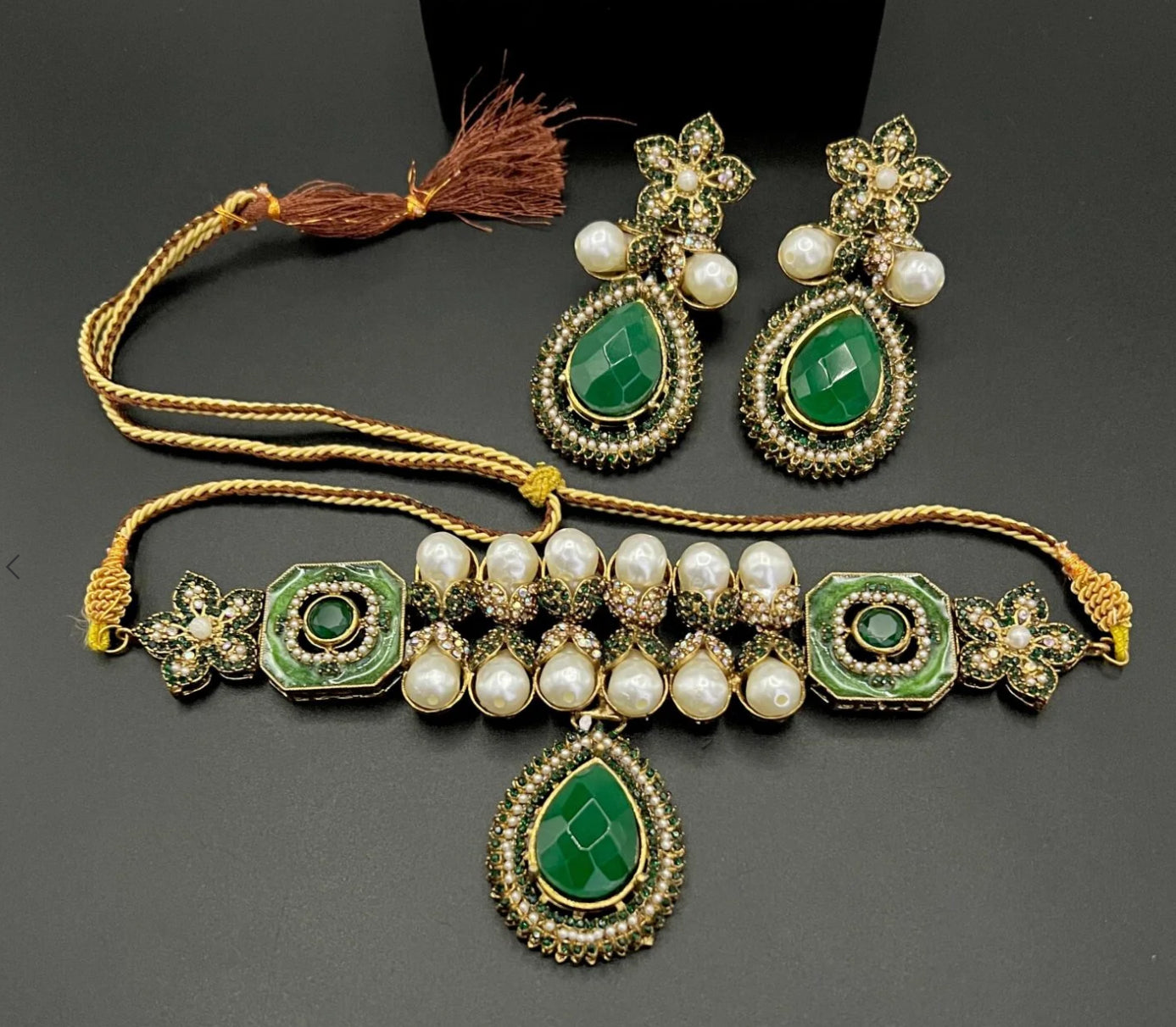 Ruby and pearl chokar set (MOP) - LadiesKurtasuae 