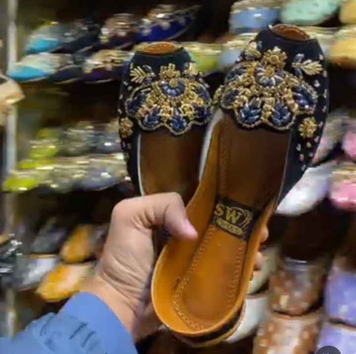 new open cut khussa - LadiesKurtasuae 