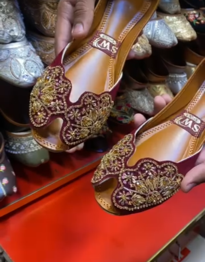 new open cut khussa - LadiesKurtasuae 