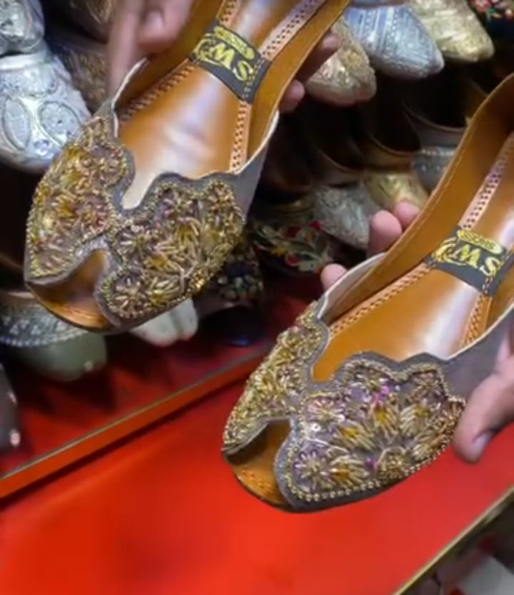 new open cut khussa - LadiesKurtasuae 