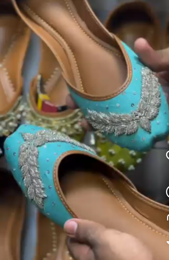 handmade khussa - LadiesKurtasuae 