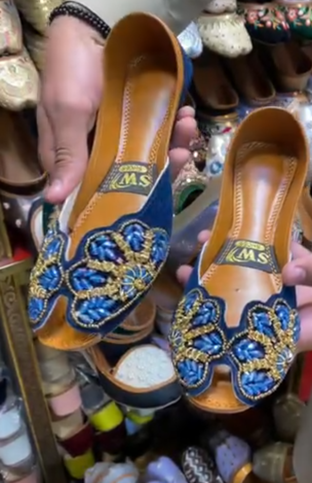 new open cut khussa - LadiesKurtasuae 