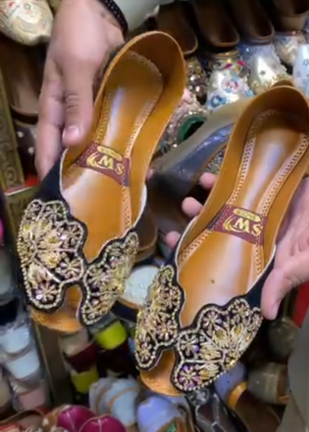 new open cut khussa - LadiesKurtasuae 