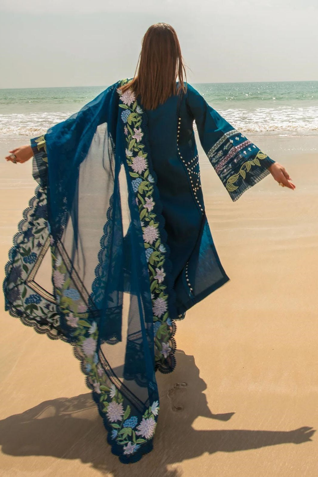 Luxury Lawn Embroidered 3 Piece Unstitched 008B