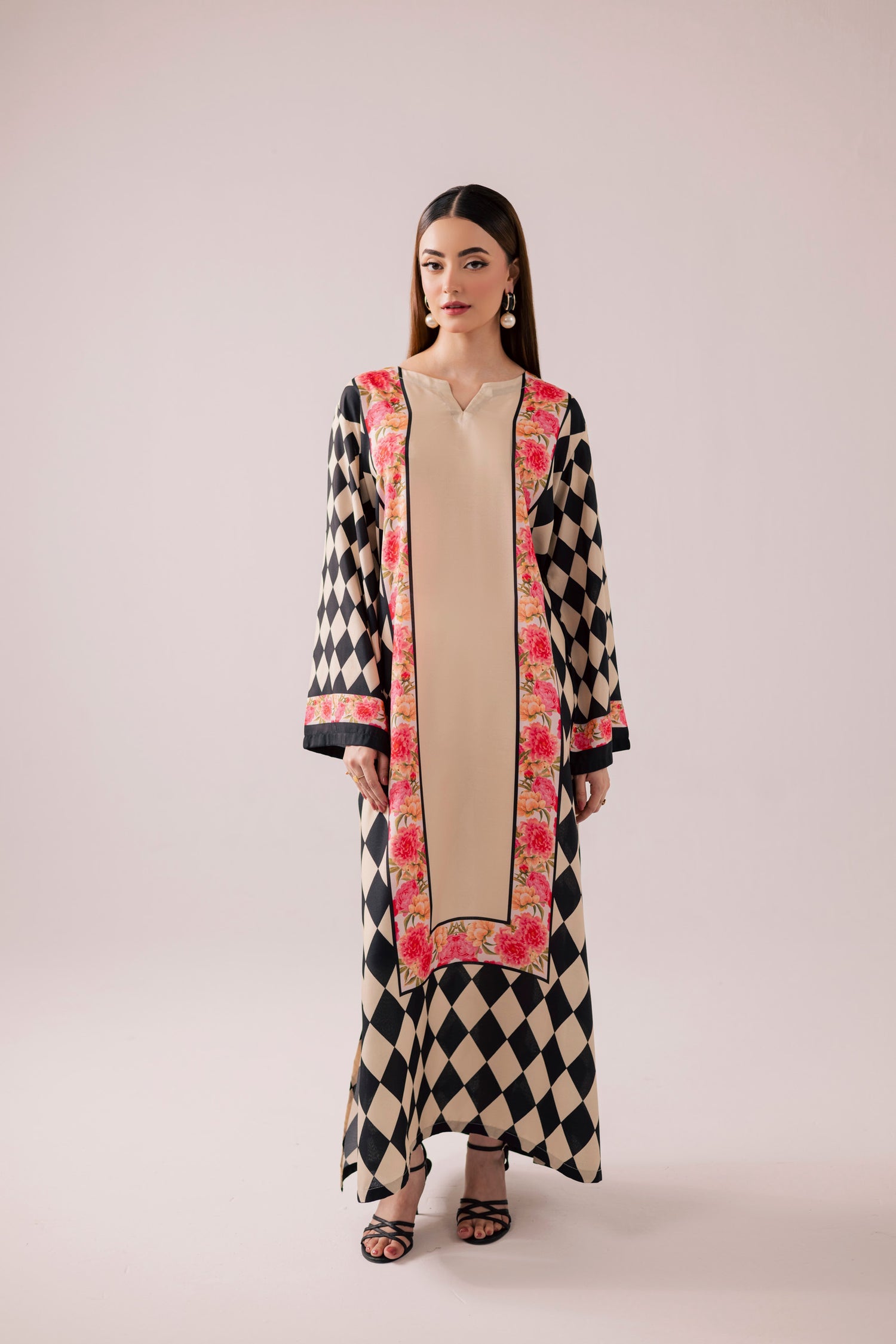 Printed kaftan stitched