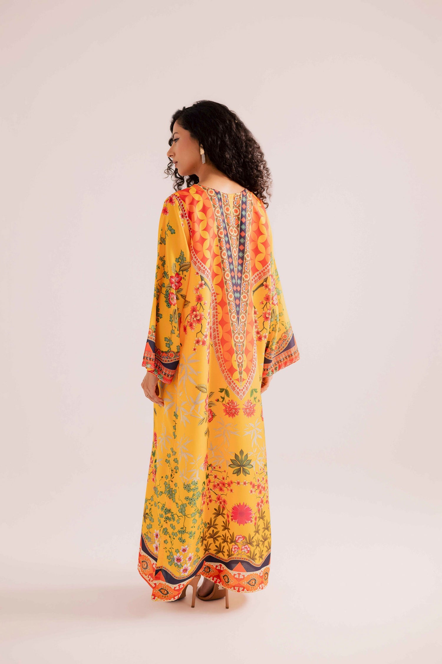 Printed kaftan stitched