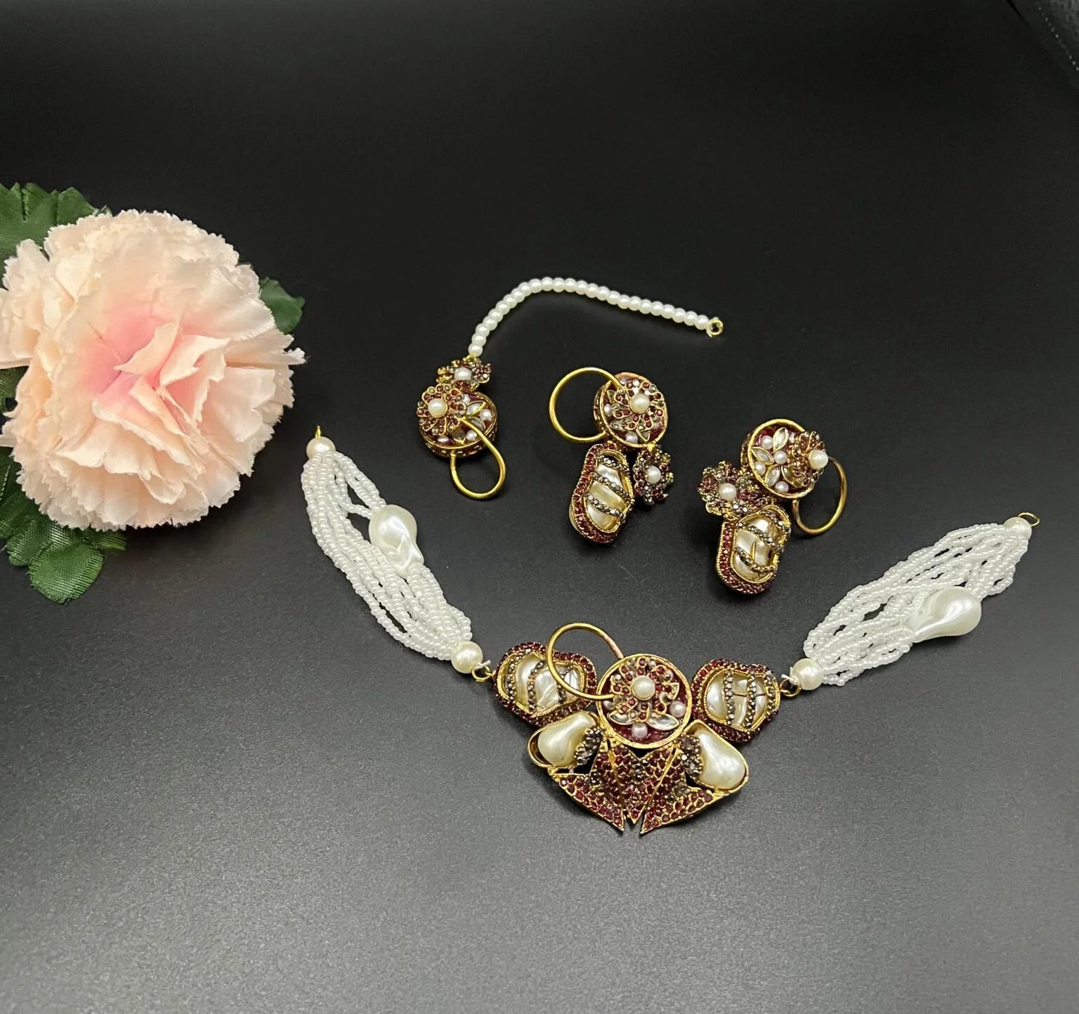 Real pearl chokar set (MOP)