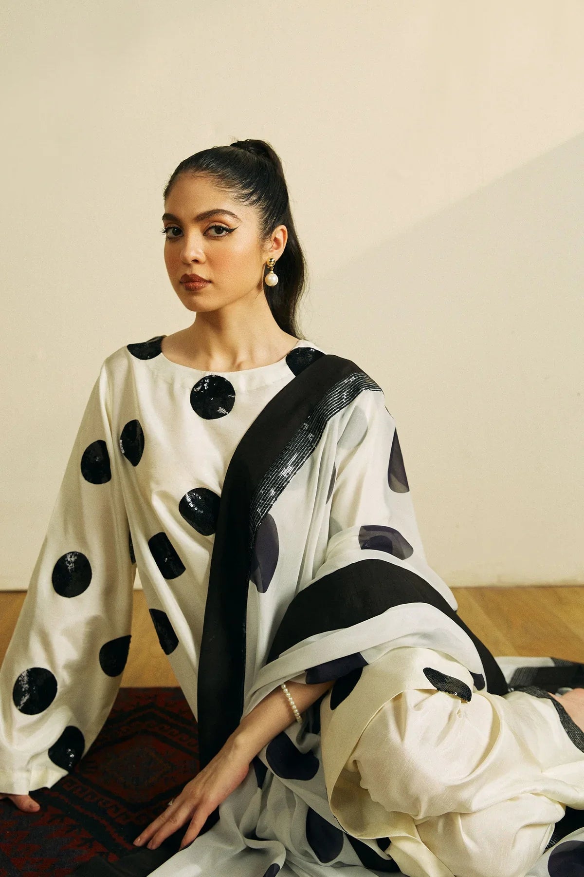 Luxury Unstitched Embroidered Lawn Collection 011W