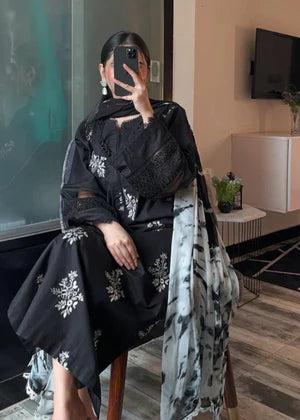 Nora Black Embroidered 3pc -010B